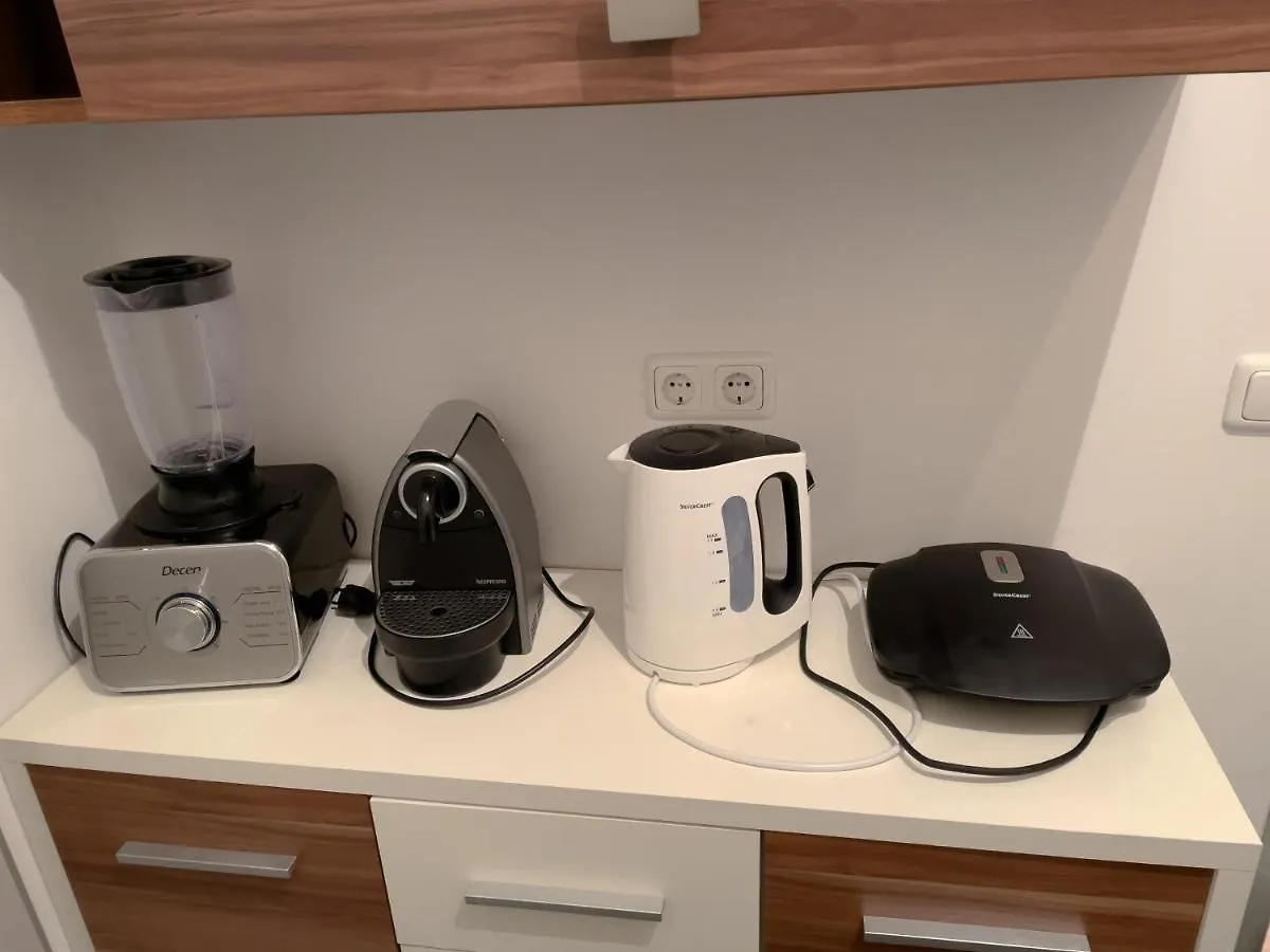 1 Bedroom Apartment Near Central Station Vienna 0*,  Austria