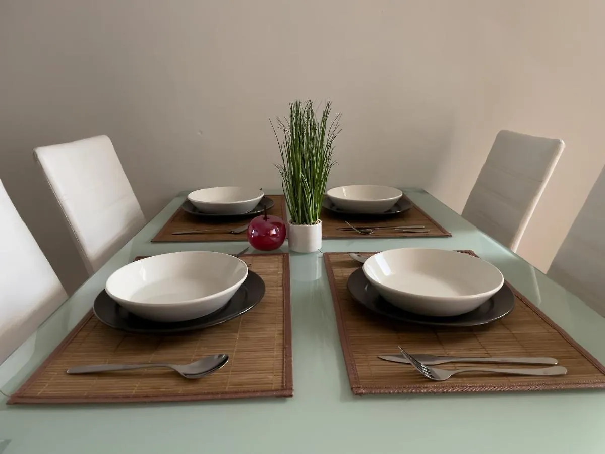 1 Bedroom Apartment Near Central Station Vienna Austria