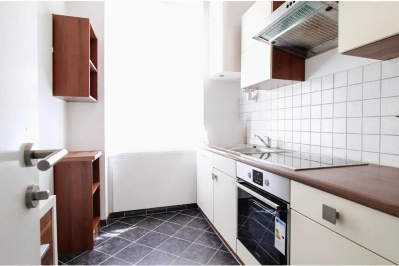 1 Bedroom Apartment Near Central Station Vienna